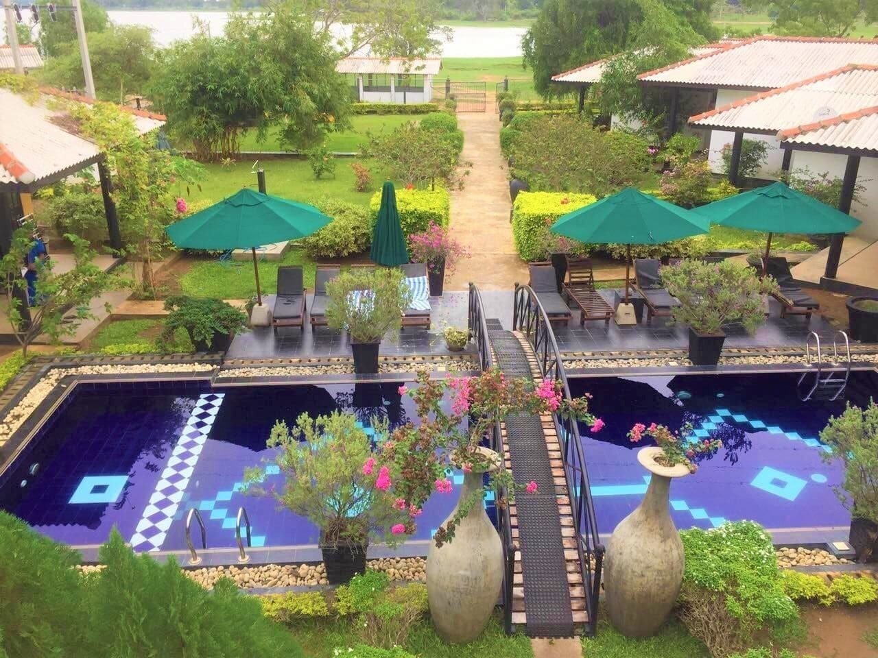 Flower Garden Lake Resort Tissamaharama Kültér fotó